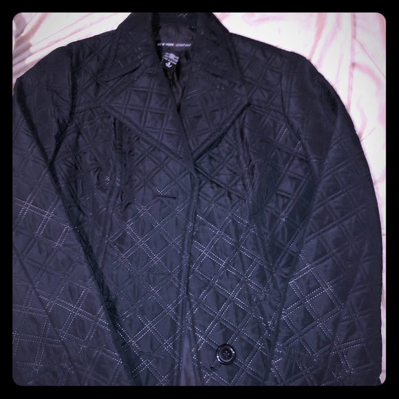 Women coat - Picture 1 of 3